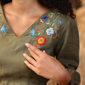 Floral embroidered dress RACHEL, Embroidered linen dress, V-neck midi linen dress, Polish kaszubian floral dress, Wedding guest dress casual